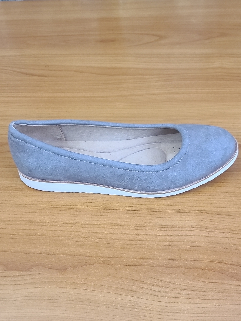 Abella Zoya Women’s Size 9M True Comfort Flat Shoes Casual Slip-On Ballet